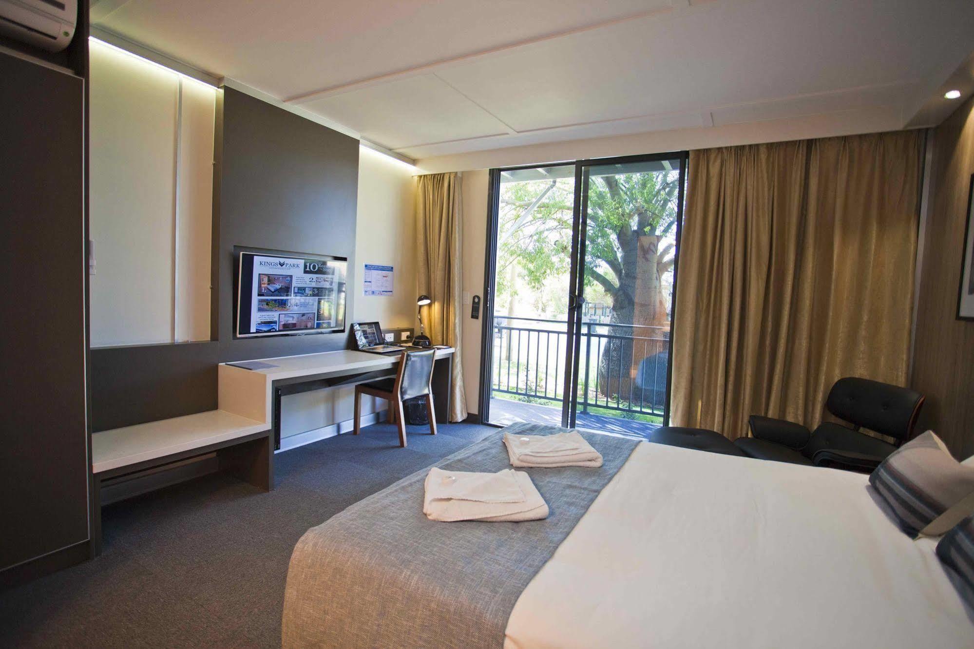 Kings Park - Accommodation Chinchilla Eksteriør billede