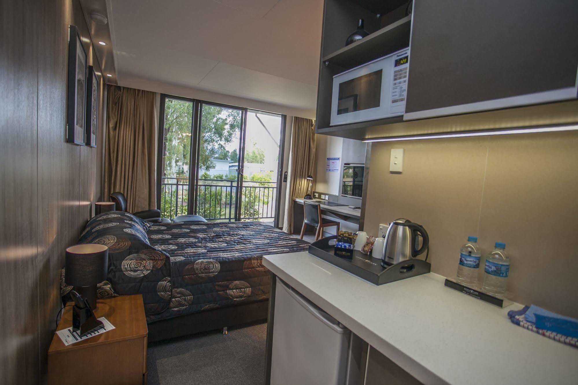 Kings Park - Accommodation Chinchilla Eksteriør billede